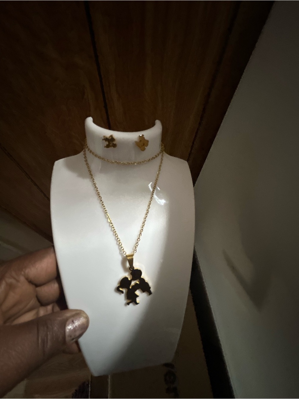 Gold-Tone Floral Pendant Necklace & Matching Earrings Set โ Fashion Jewelry